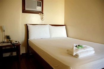 Isabelle Royale Hotel & Suites