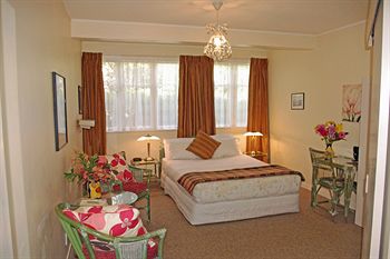Bavaria Bed & Breakfast Hotel