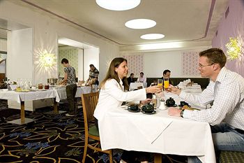 hotel-wei-atilde-er-hirsch