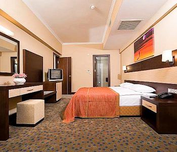 MOM Hotel
