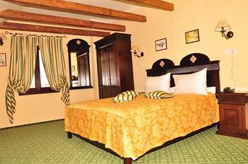 Koronna Hotel