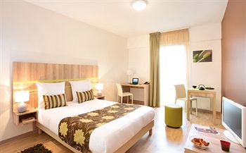 Park&Suites ElÃ©gance Nantes CarrÃ© Bouffa