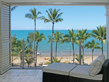 Island Views Palm Cove