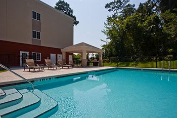 Candlewood Suites Tallahassee