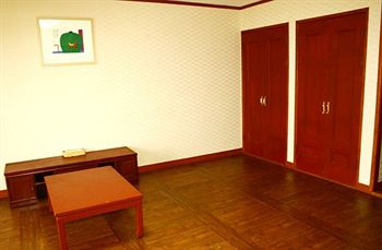 Travellers Hotel Jeju