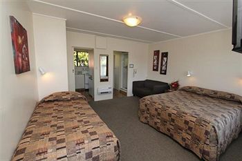 ASURE Adcroft Motel