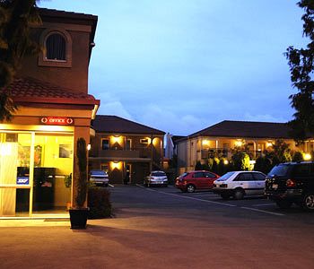 Roma on Riccarton Motel