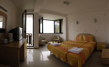 Villa Kale- Guest House