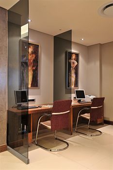 Holiday Inn Rosebank