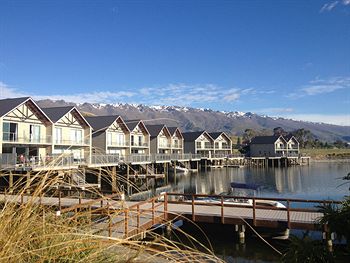 Pisa Range Lake Resort