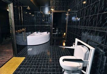 Kantarellis' Suites