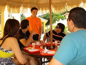 Turtle Bay Inn