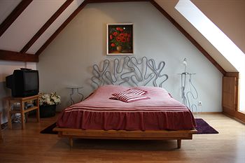 Bernardinu B&B House