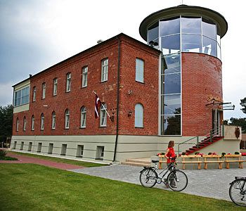 Jurnieka Ligzda - Seaman's Nest