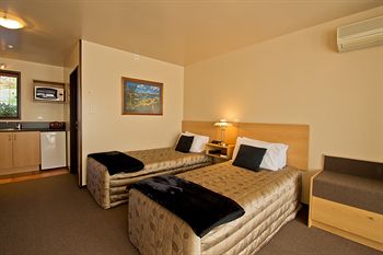 Broadway Motel