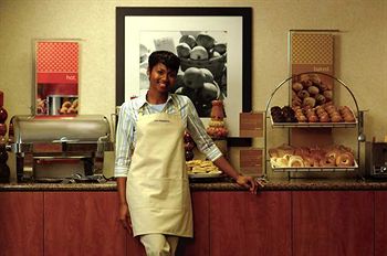 Hampton Inn & Suites by Hilton Red Deer