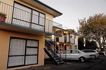 Avalon Court Accommodation