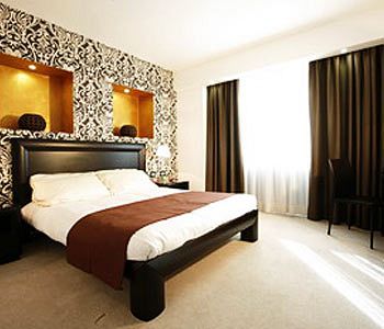 Mira Hotel