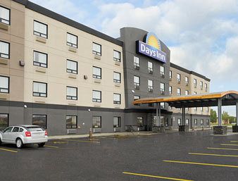 Days Inn - Regina Airport West