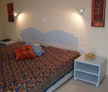 Aloe Apartments & Studios
