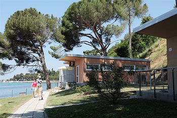 Apartments Adria
