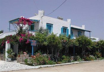 Dinanaxos Studios