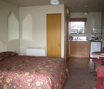 Airport Gateway Motor Lodge