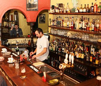 Cuba Bar & Hostel