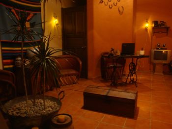 Lo Nuestro Petit Hotel