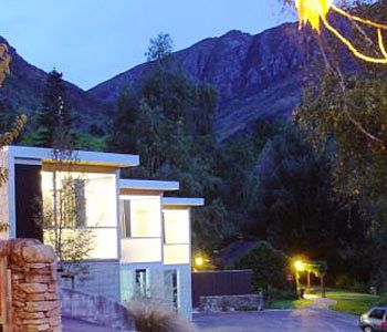 The Arrow Private Hotel