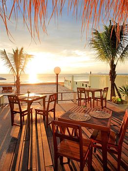 The Sea House Beach Resort