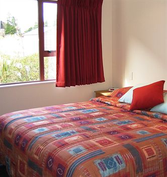 Adventure Lodge & Motel