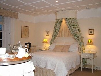 Bed & Breakfast at Ocklynge Manor