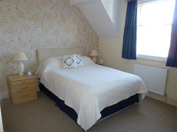Lyndale Guest House