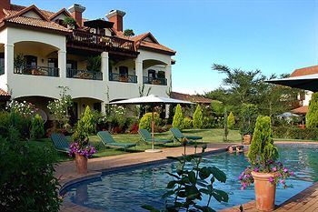Olivers Restaurant and Lodge