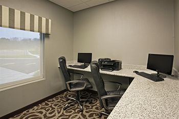 Best Western Plus Austin Airport Inn & Suites