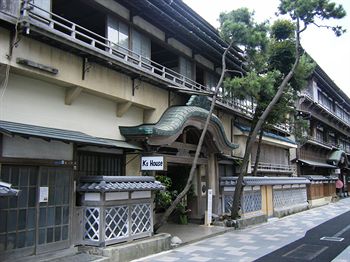 Historical Ryokan Hostel K' s House Ito Onsen - Hostel