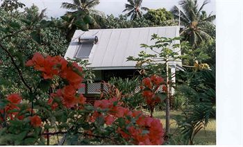 Gina's Garden Lodges