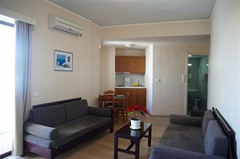 Elina Hotel