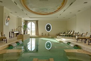 Sainte Jeanne Boutique Hotel &amp; Spa