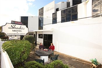 Shadzz Motel & Conference Centre