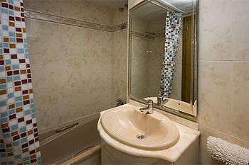 Aqua Apartments