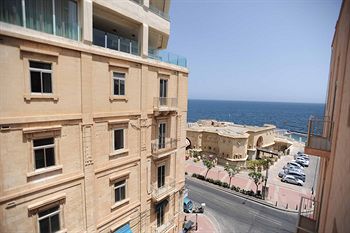 Astra Hotel