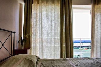 Levant Hotel