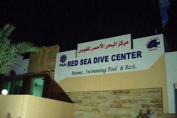 Red Sea Dive Center - Hotel & Dive Center