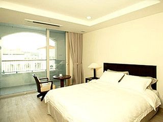 The Suites Hotel Naksan