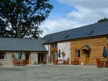 Pwllgwilym Holiday Cottages and B&B