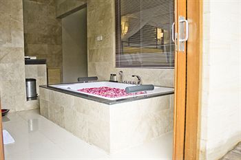 CK Luxury Villas