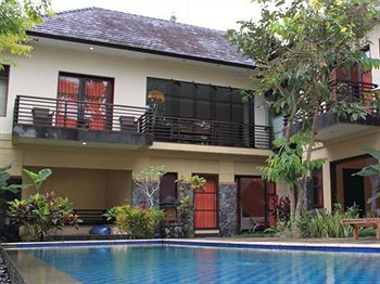 Puri Taman Sari Hotel