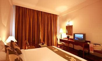 Apsara Holiday Hotel
